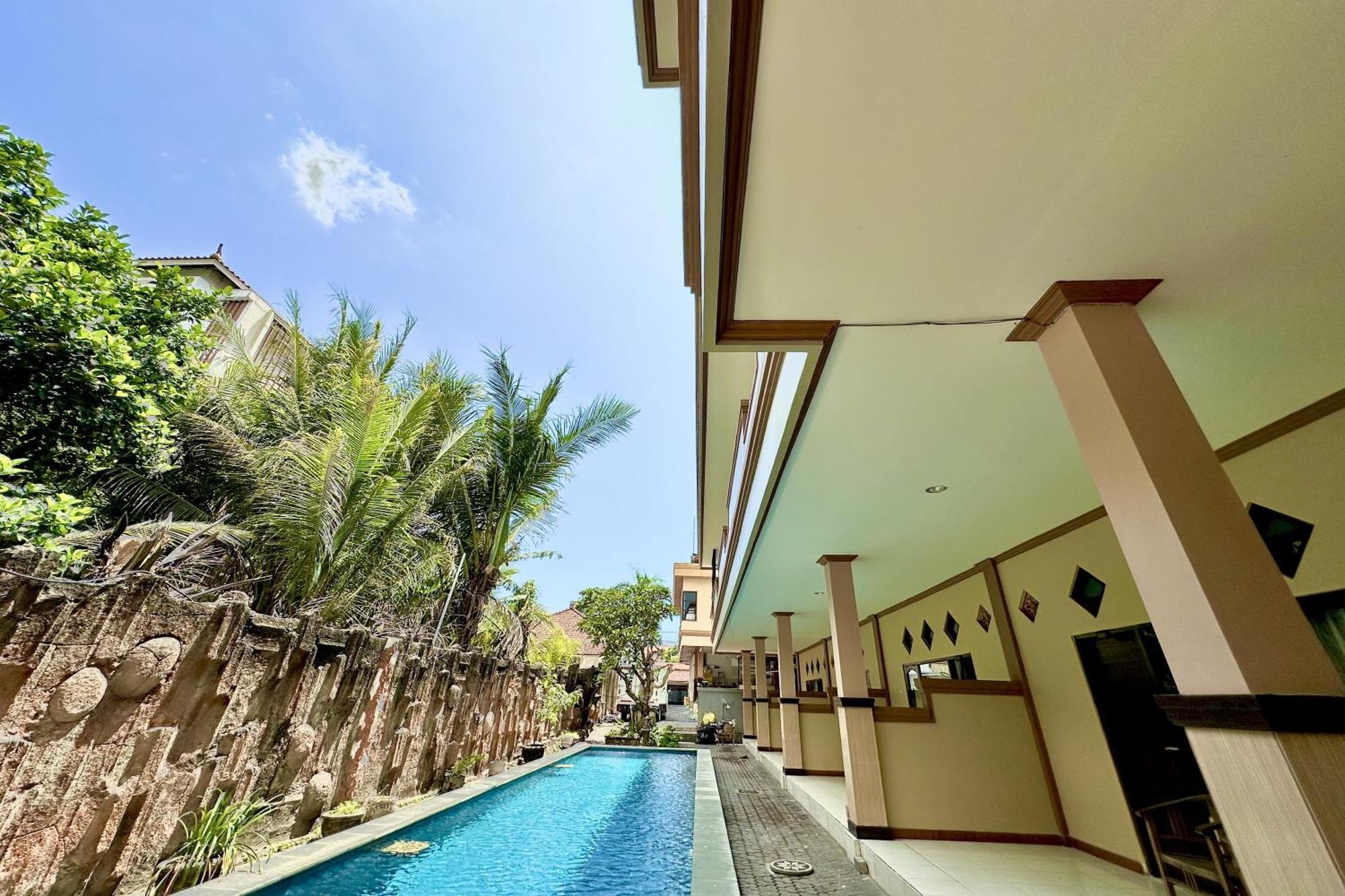 Taxa Raya Guest House Легиан Экстерьер фото